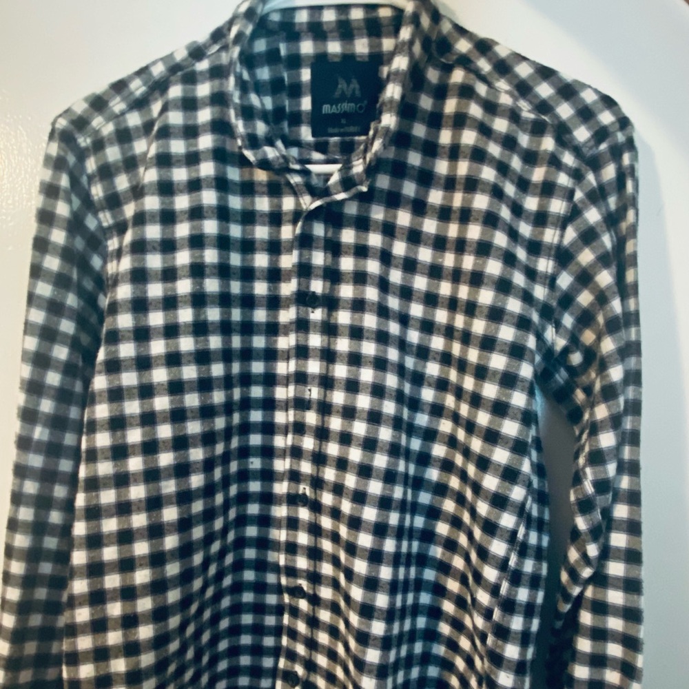 Very unique and stylish bottom shirt that you can wear it with pants, jeans etc.